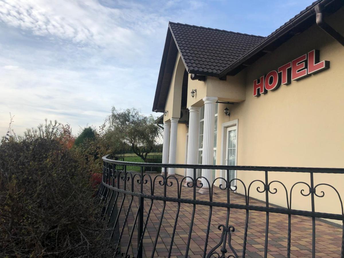 Hotel Arkadia Klecza Gorna Екстериор снимка